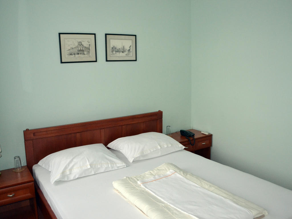 Ada Hotel Szarajevó Kültér fotó