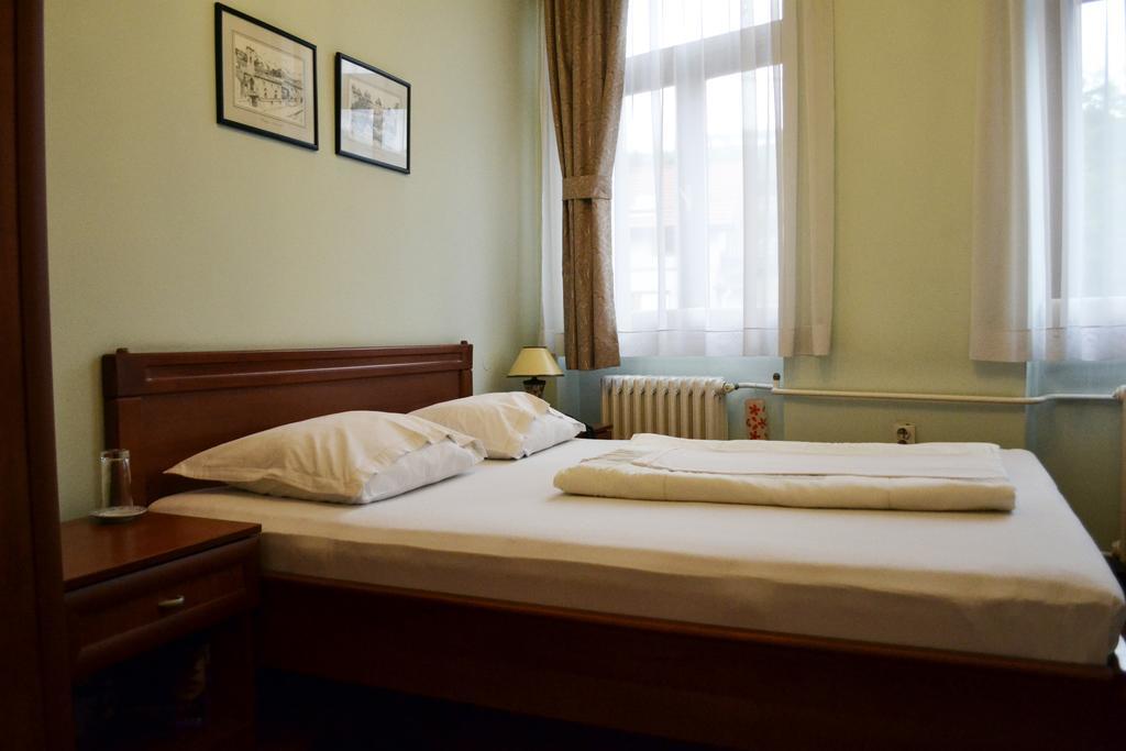 Ada Hotel Szarajevó Kültér fotó