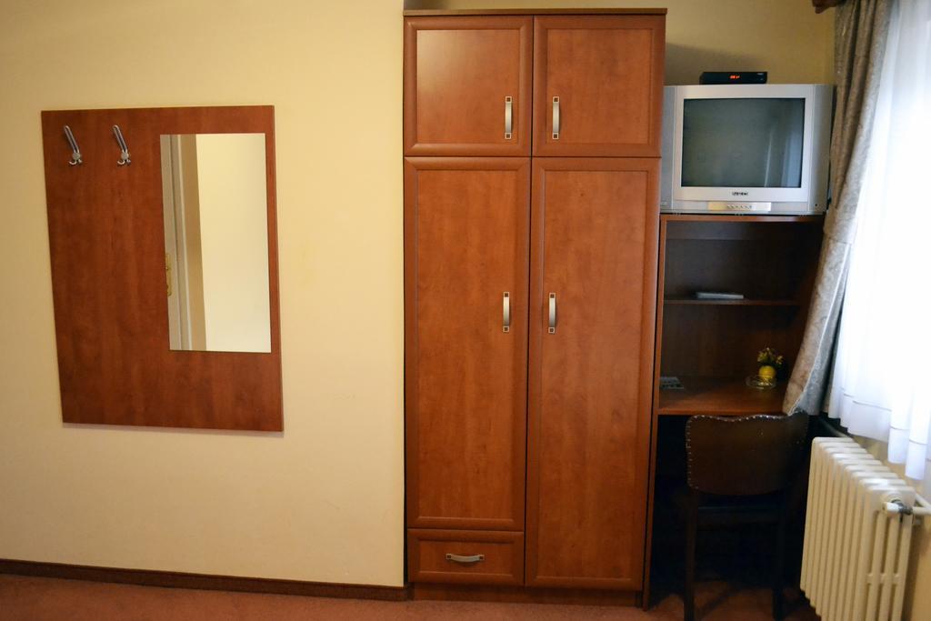 Ada Hotel Szarajevó Kültér fotó